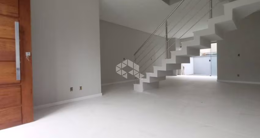 Alto Padrão no Saguaçú - Sobrado Geminado