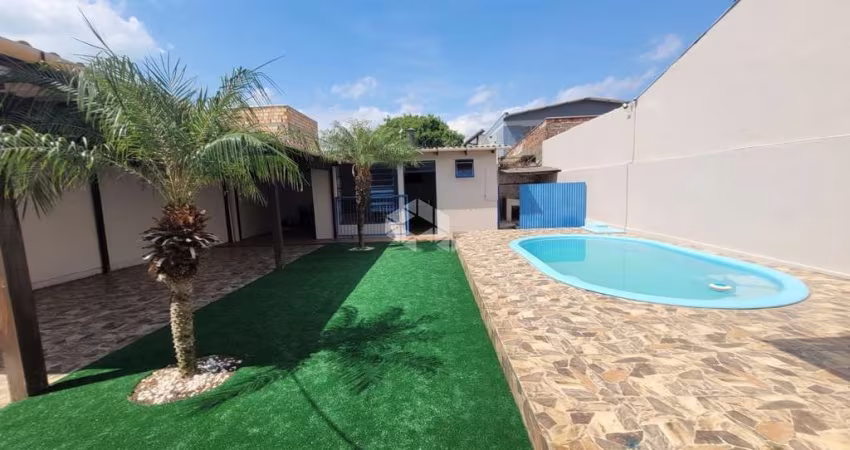 Casa 3 dormitórios, com piscina, bairro Santo André, São Leopoldo