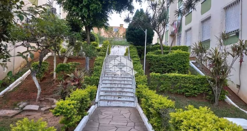 Apartamento de 02 dormitórios - Vila Nova