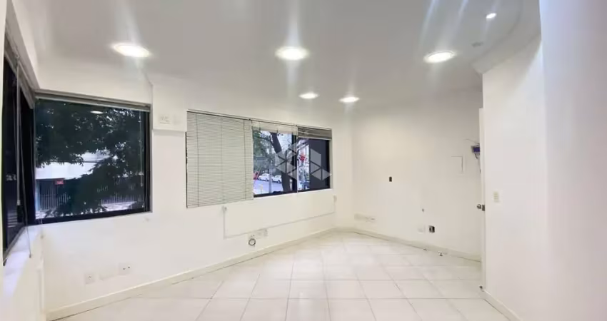 Sala comercial à venda na Avenida Itaqui, 99, Petrópolis, Porto Alegre