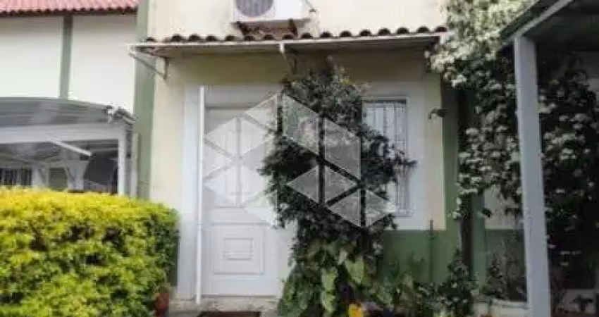 Casa estilo sobrado com 2 quartos e 3 vaga = 127,80 m²