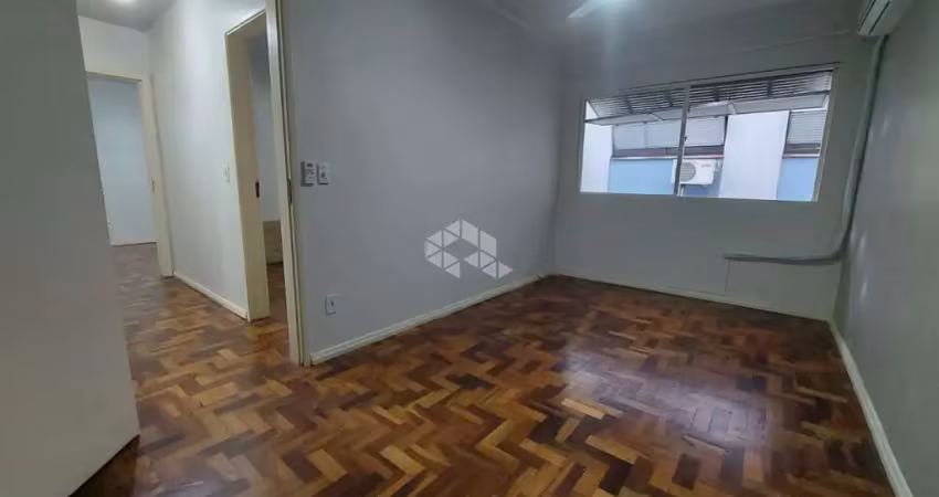 Apartamento 02 dormitórios no bairro menino deus, próximo ao estádio beira rio.