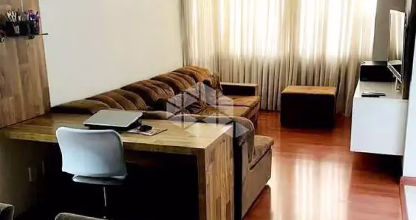 Apartamento mobiliado com 72m2 privativos, 2 dormitórios, vaga dupla em esteio.