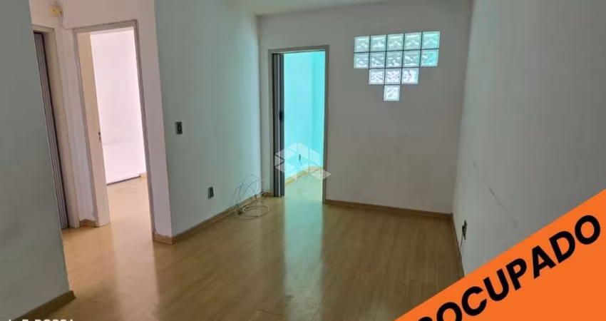 Apartamento desocupado bairro Camaquã