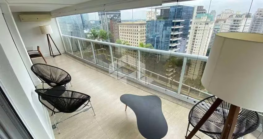 Apartamento com 80 m², 1 quarto sendo 1 suíte com 2 vagas à venda ou locação  na Vila Olimpia