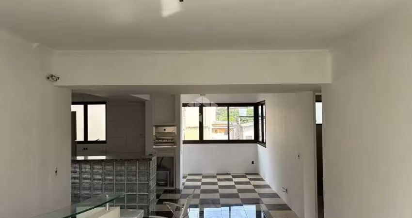 Apartamento 3 dormitorios suite desocupado com terraço amplo, 2 garagens.