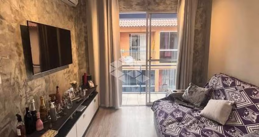 Apartamento de 2 dormitórios e 1 vaga no bairro Sarandi em Porto Alegre-RS!