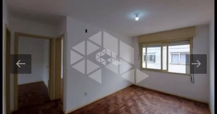 Apartamento com dois quartos, vaga de garagem no bairro partenon