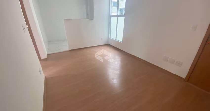 APARTAMENTO À VENDA COM 2 QUARTOS E 1 VAGA DE GARAGEM NO BAIRRO AREIAS EM SÃO JOSÉ/SC
