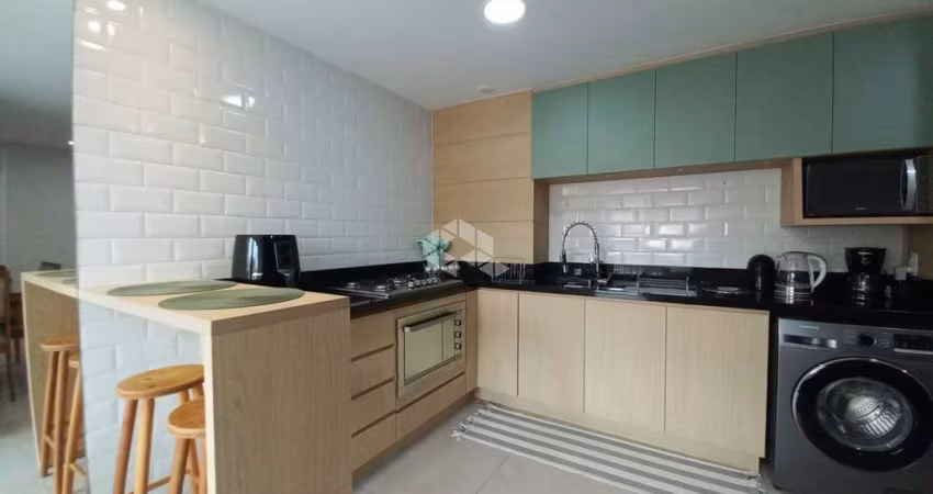Apartamento de 2 dormitórios, sacada, semimobiliado, elevador, vaga e piscina.  No bairro Primavera em Novo Hamburgo. Aceita Financiamento e FGTS.