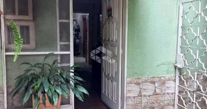 CASA EM VIAMÃO 3 DORMITORIOS UMA QUADRA DA RS40