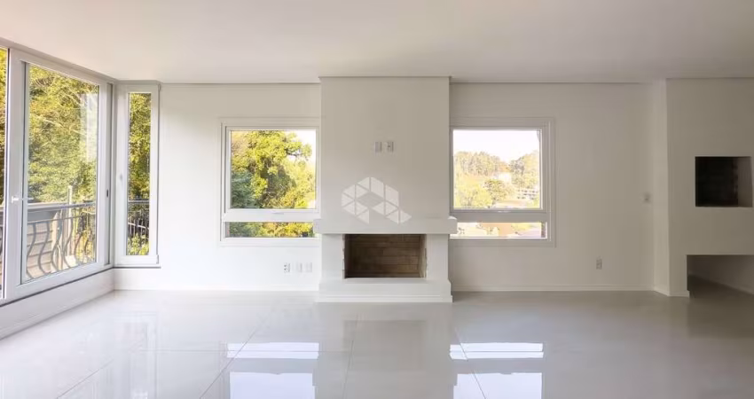 Apartamento 3 dormitórios, 107m² privativos, 1 vaga, na entrada de Gramado