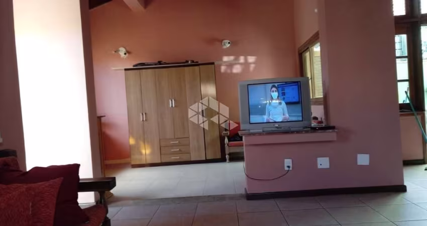 Casa, 3 dormitórios, 1 suíte, em Ipanema