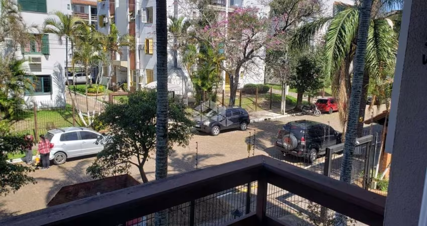 Apartamento 2 quartos e 1 vaga no Bairro Partenon