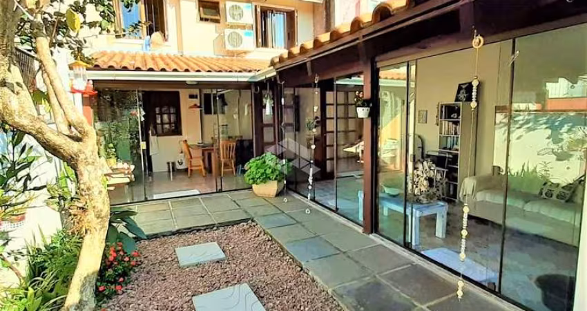 Casa com 3 dormitórios  Nova Ipanema