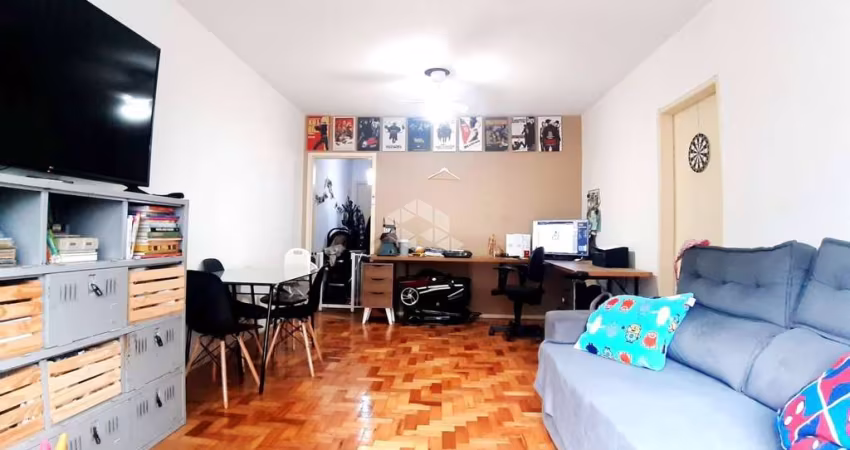 Apartamento garden com 2 dormitórios no bairro Floresta próximo ao Hospital Moinhos.