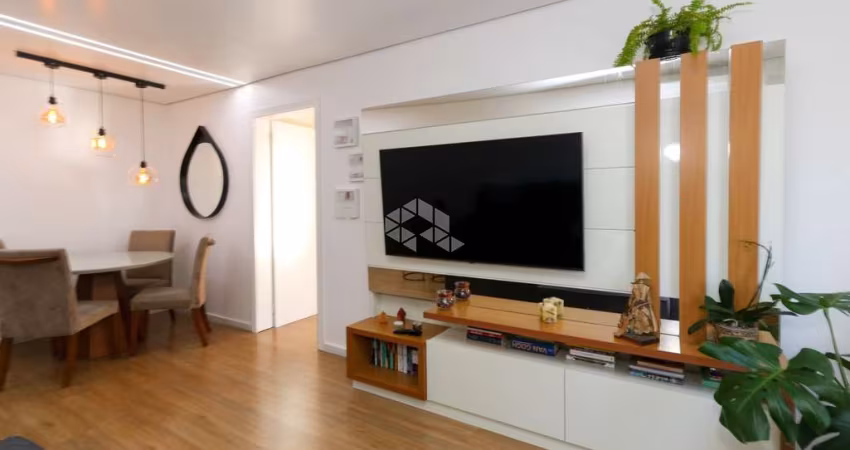 Apartamento de 2 dormitórios com dependência