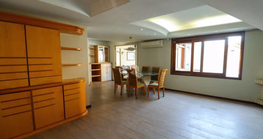 Casa 3 dormitórios no bairro Ipanema em Porto Alegre