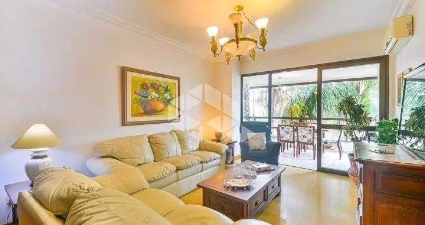 Apartamento 2 dormitórios com suíte no Petrópolis