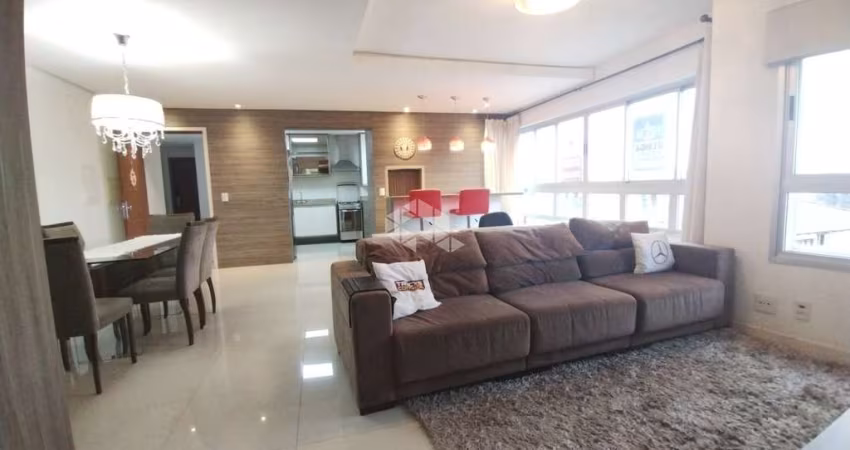 Magnífico apartamento de três dormitórios com suíte e duas vagas de garagem