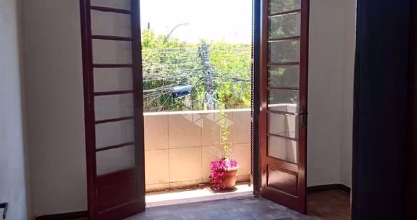 Apartamento dois dormitórios no quarto distrito