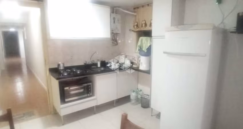 Crédito Real vende com Exclusividade Jk/kitinete na Av Duque de Caxias no Centro Histórico de Porto Alegre-RS.