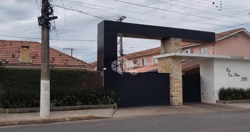 Excelente Casa 2 Dormitórios em Condomínio Fechado bairro Rio Branco em Canoas