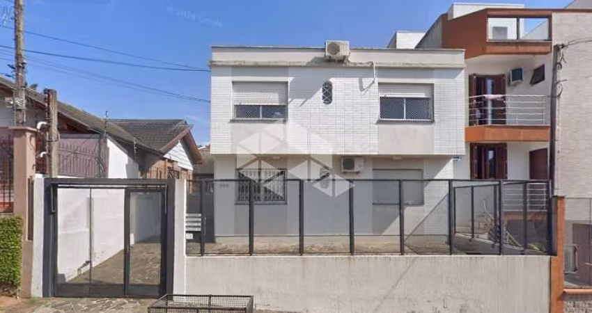 Apartamento com 02 dormitórios e 01 vaga - bairro Teresópolis