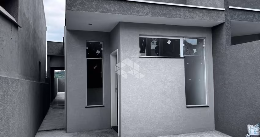 Casa com 3 Quartos e 2 banheiros à Venda, 70 m² por R$ 480.000