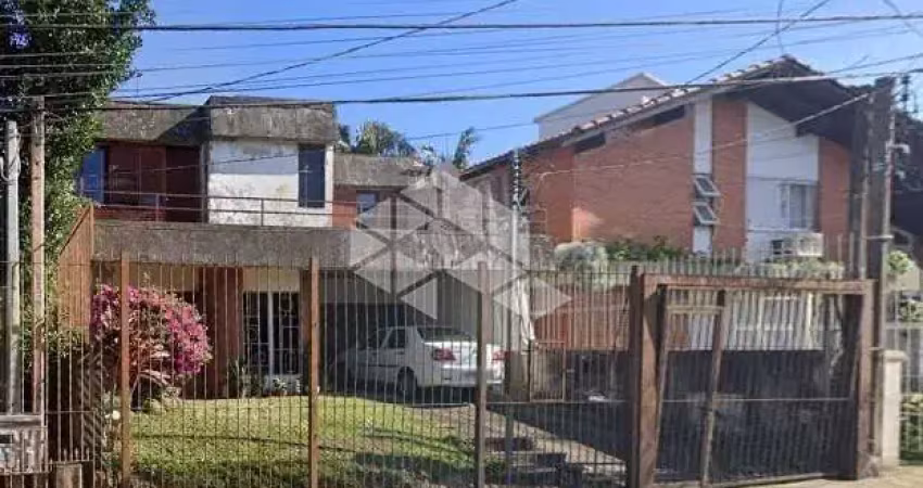 Casa com 3 quartos à venda na Rua Tupã, 88, Vila Assunção, Porto Alegre