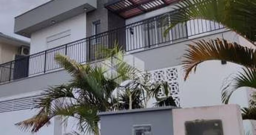 Casa com 3 quartos/dormitórios no bairro Pedra Branca, em Palhoça- SC