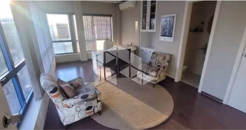 Sala Comercial com espaço para recepção, 1 banheiro,  1 vaga , 33m2 , Reformada o à venda em Moinhos de Vento, por R$ 230.000,00