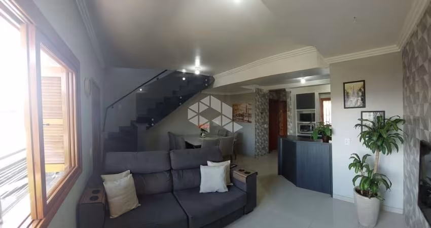 Sobrado 2 dormitórios, sendo 1 suíte, sala de estar e jantar, cozinha sob medida, garagem, aceita financiamento e FGTS.