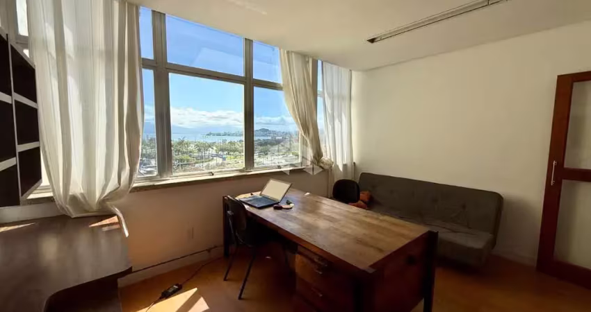 Sala comercial com 64,92 m² no centro de florianópolis com vista para o mar