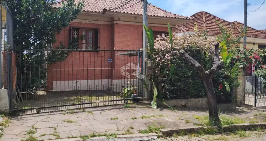Casa com 4 quartos à venda na Rua Rio Pardo, 332, Passo da Areia, Porto Alegre