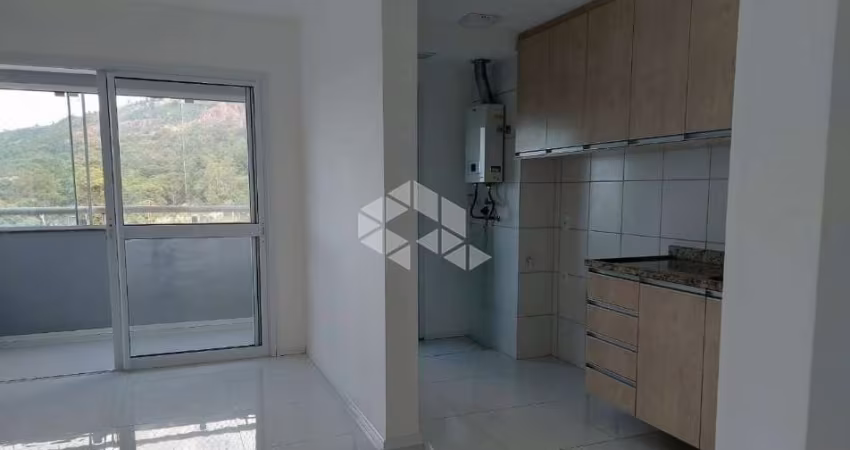 Apartamento Decorado Semi mobiliado, 03 dormitórios, transformado em 02 com 02 vagas de garagem, Porto Alegre.