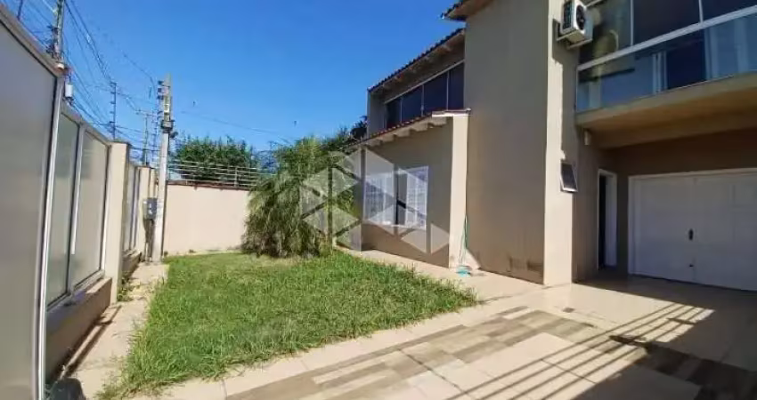 Sobrado 3 dormitórios, sendo uma suíte no bairro estância velha