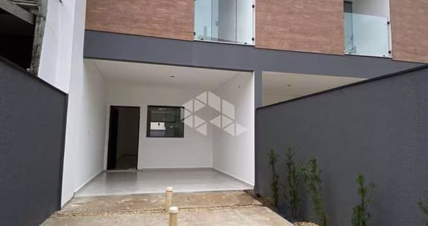 Casa em Iririú