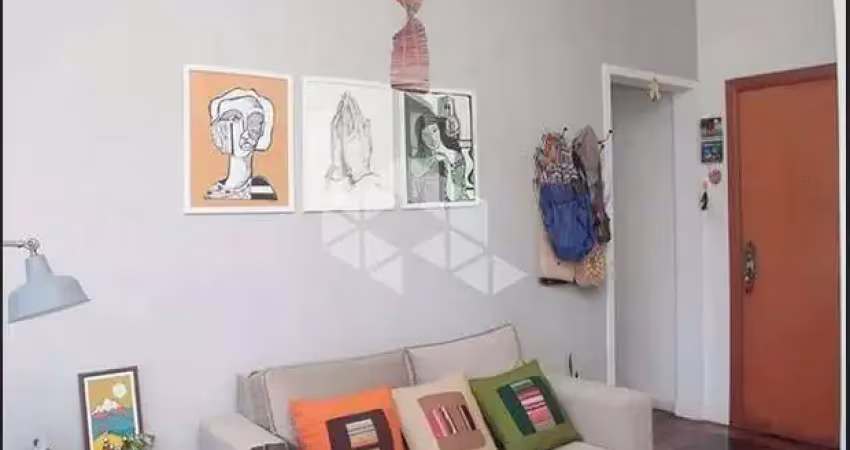 Apartamento 2 dormitórios reformado no bairro  santana