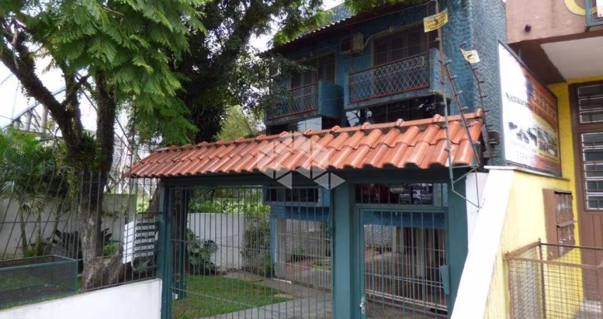 Apartamento de 1 Dormitório com 1 Vaga de Garagem no Bairro Partenon - Porto Alegre/RS