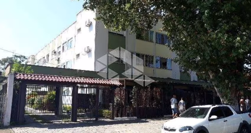 Apartamento no bairro Camaquã em Porto Alegre de 1 dormitório e vaga