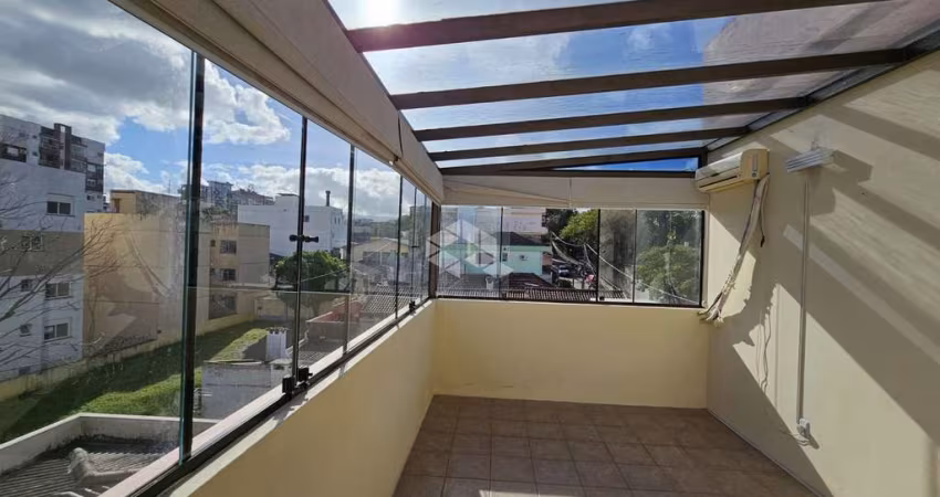 Cobertura Duplex, 3 dormitórios, 1 suíte, garagem para 2 veículos, centro, Santa Maria
