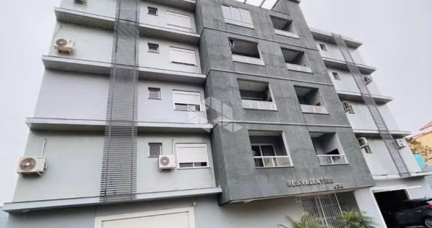 Apartamento de 1 dormitório mais garagem à venda no bairro Camobi em Santa Maria