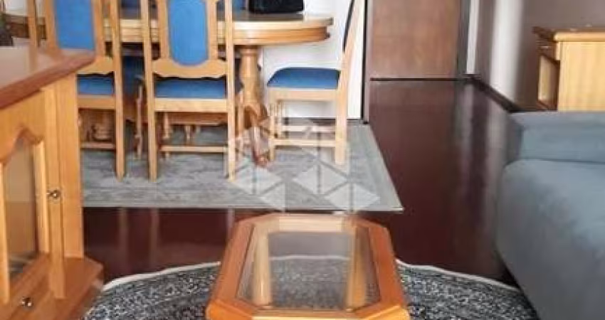 Apartamento de 2 dormitórios, sacada,2banheiros e vaga coberta