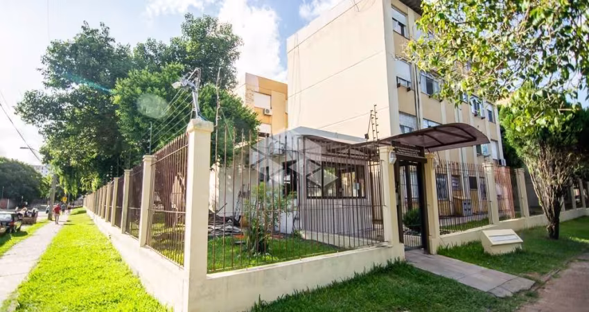 Apartamento de 2 dormitórios, no bairro Humaitá, em Porto Alegre.