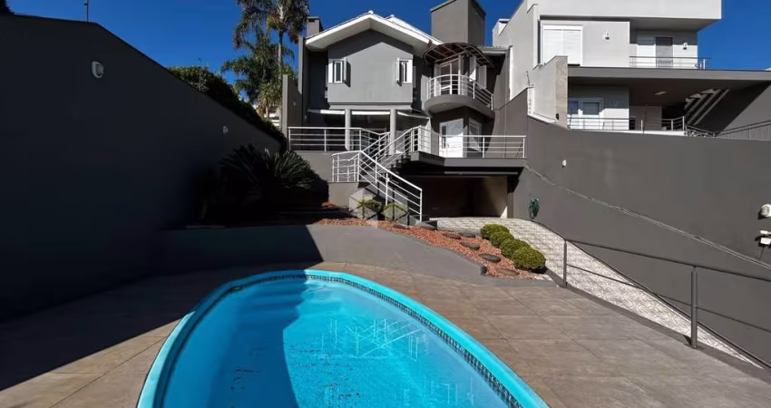 Casa com 3 dormitórios sendo uma suíte sla, cozinha garagem para 2 carros, piscina, aceita financiamento e imóvel até 400 mil.
