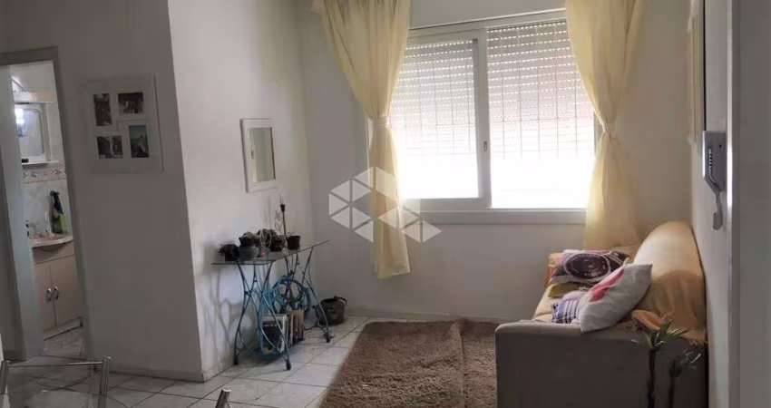 Apartamento 2 dormitórios rua Abaeté, Sarandi zona norte