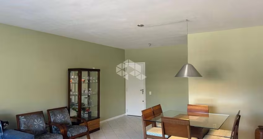 APARTAMENTO MOBILIADO COM 3 QUARTOS SENDO 1 SUÍTE  VISTA PANORÂMICA E EXCELENTE POSIÇÃO SOLAR NO JARDIM ATLÂNTICO EM FLORIANÓPOLIS