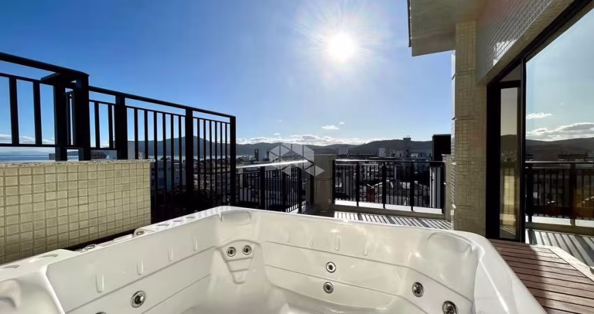 Cobertura Duplex com vista para o mar na praia de Canto grande , Bombinhas .