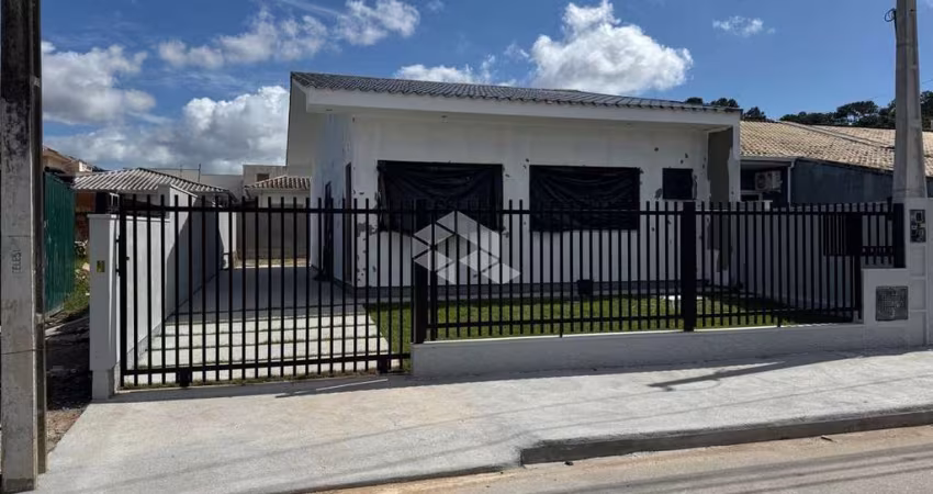 Casa com 3 quartos/dormitórios no Lisboa III, bairro Forquilhas, em São José- SC